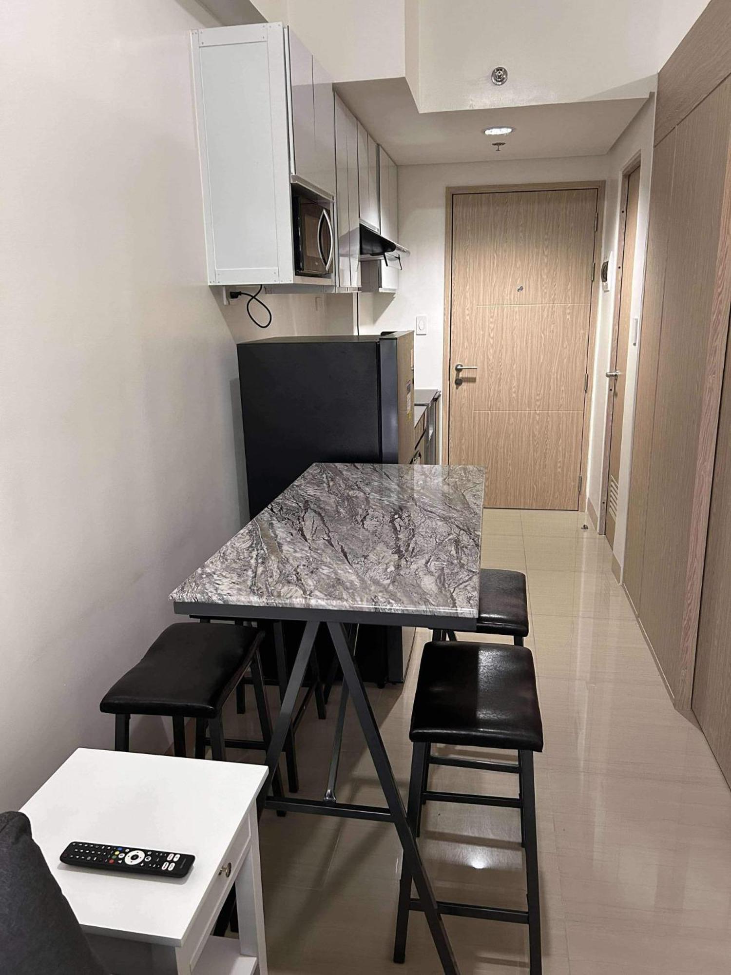 Newly Build Condo Unwind In Style Manila Exterior photo